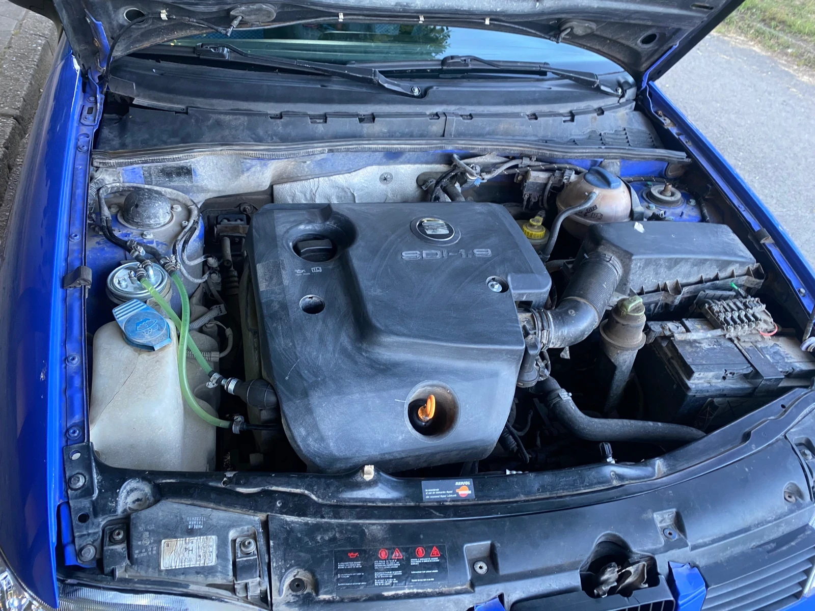 Seat Cordoba 1.9 SDI, снимка 10 - Автомобили и джипове - 55684140