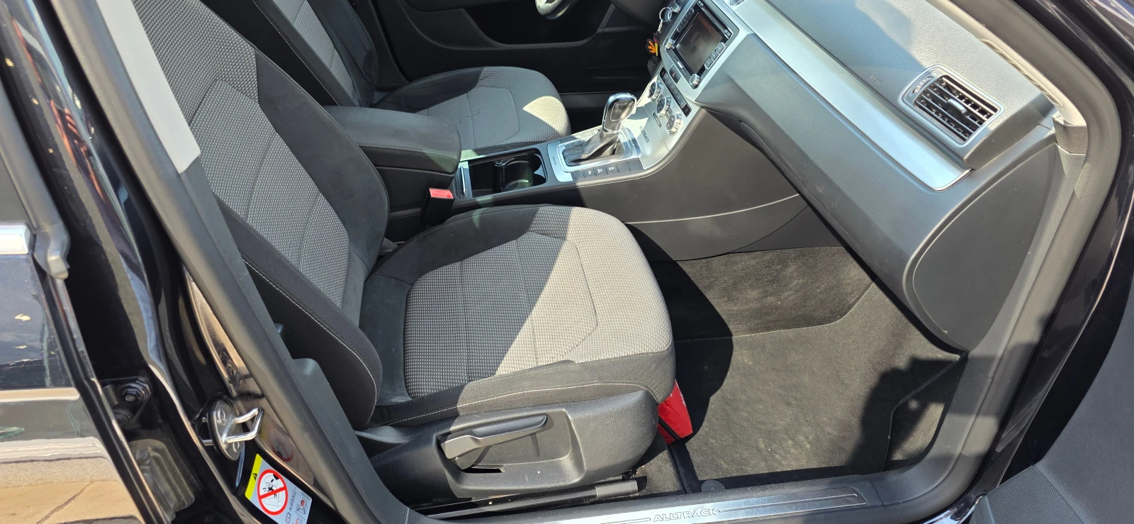 VW Passat Alltrack, снимка 17 - Автомобили и джипове - 56009643