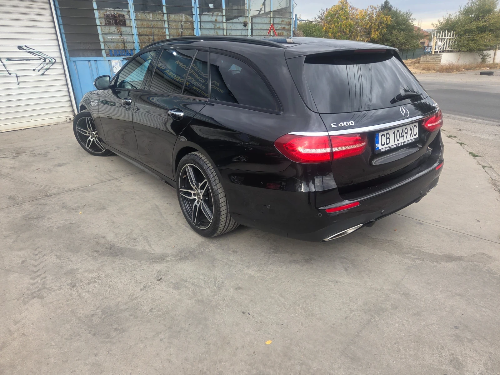 Mercedes-Benz E 400, снимка 6 - Автомобили и джипове - 56431959