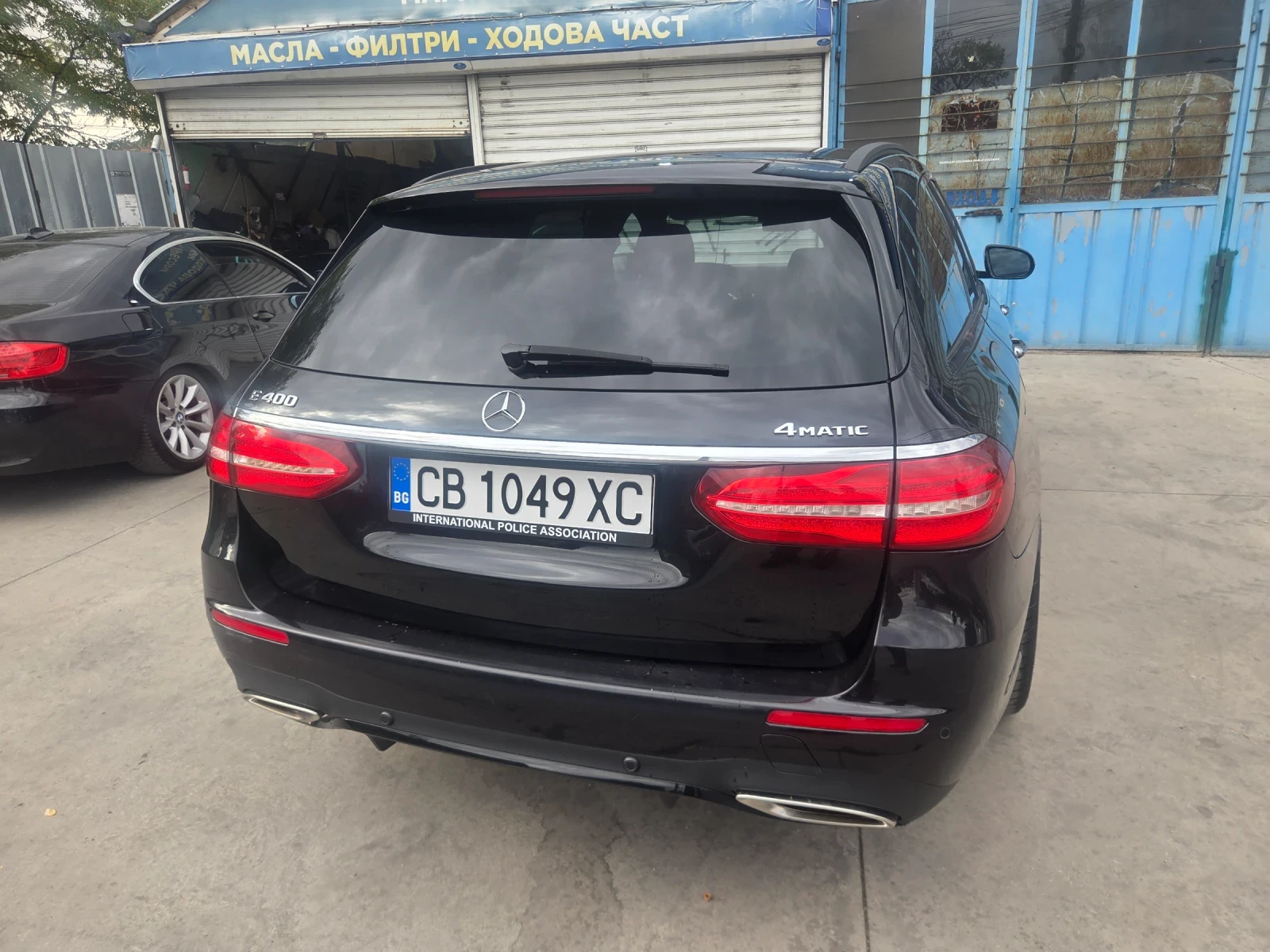 Mercedes-Benz E 400, снимка 5 - Автомобили и джипове - 56431959