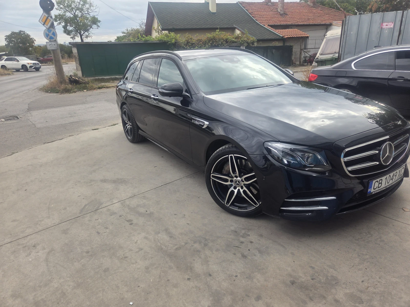 Mercedes-Benz E 400, снимка 2 - Автомобили и джипове - 56431959