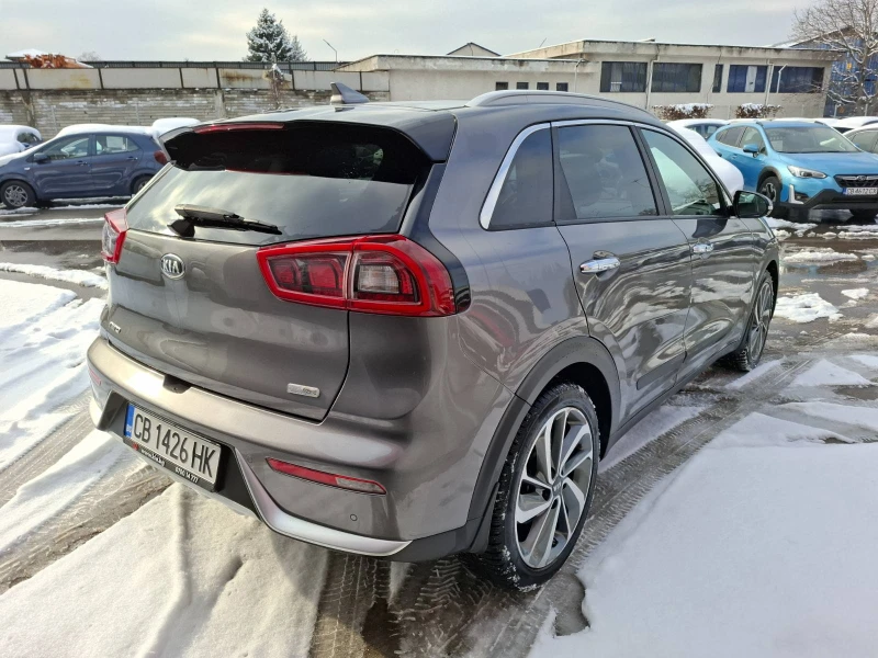 Kia Niro 1.6 HEV, снимка 4 - Автомобили и джипове - 49181408