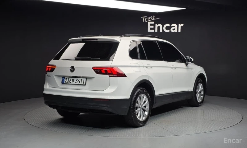 VW Tiguan, снимка 2 - Автомобили и джипове - 53375352