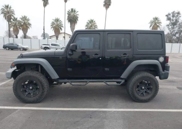 Jeep Wrangler RUBICON, снимка 2 - Автомобили и джипове - 48727533