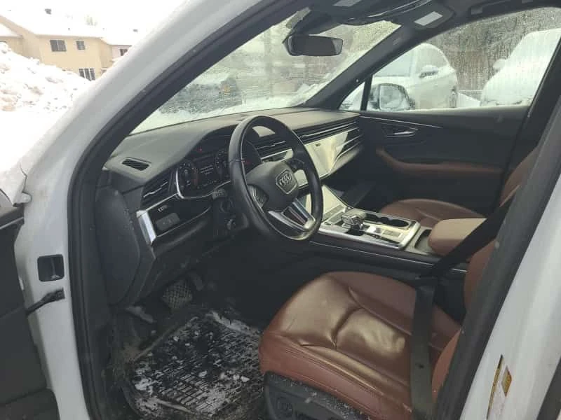 Audi Q7  KOMFORT | PANO | LANE ASSIST | ПОДГРЕВИ | , снимка 3 - Автомобили и джипове - 53759407