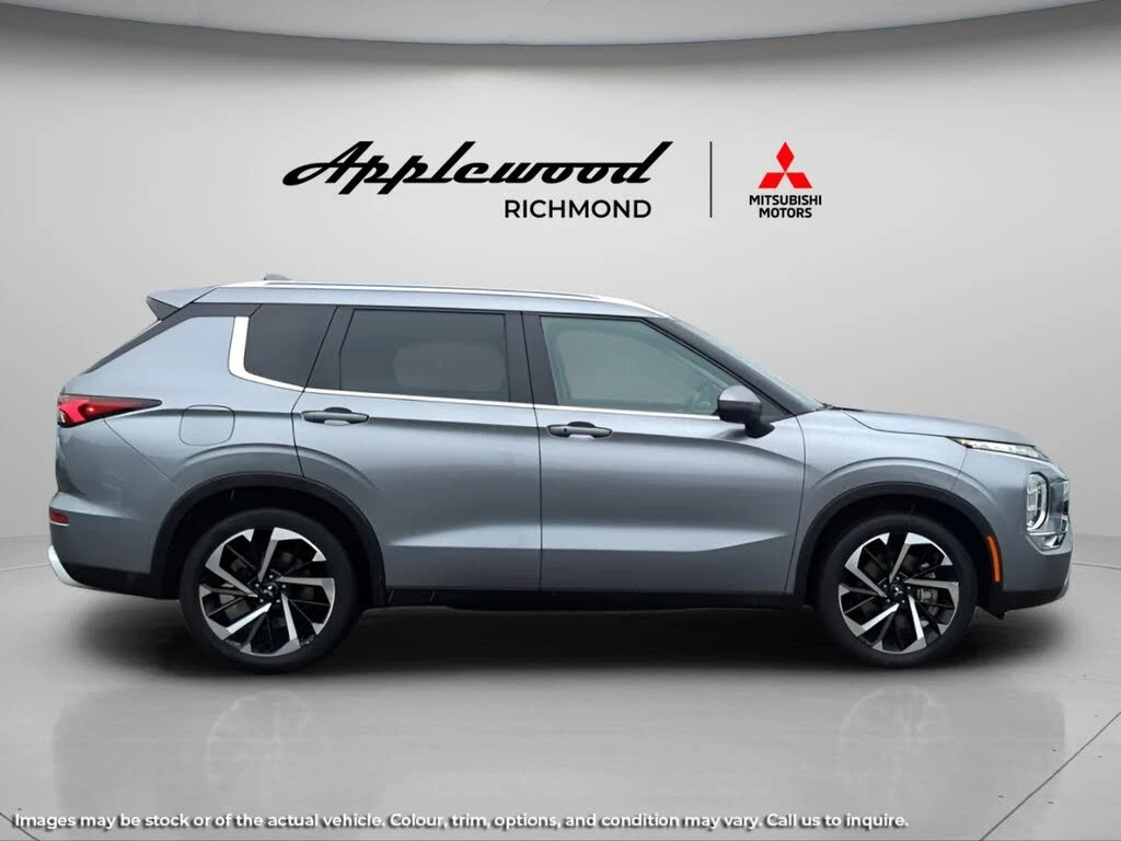 Mitsubishi Outlander 2023 Mitsubishi Outlander SEL S-AWC, снимка 3 - Автомобили и джипове - 53855158