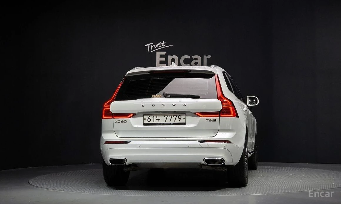 Volvo XC60 Т6 INSCRIPTION* PANO* ОБДУХВАНЕ* КОЖА* НАВИ* ПОДГР, снимка 4 - Автомобили и джипове - 54168774