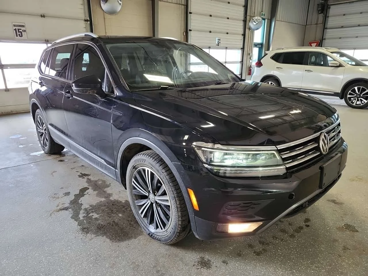 VW Tiguan HIGHLINE| ПОДГРЕВИ| ПАНОРАМА| ПАМЕТ| CARFAX, снимка 2 - Автомобили и джипове - 54567738