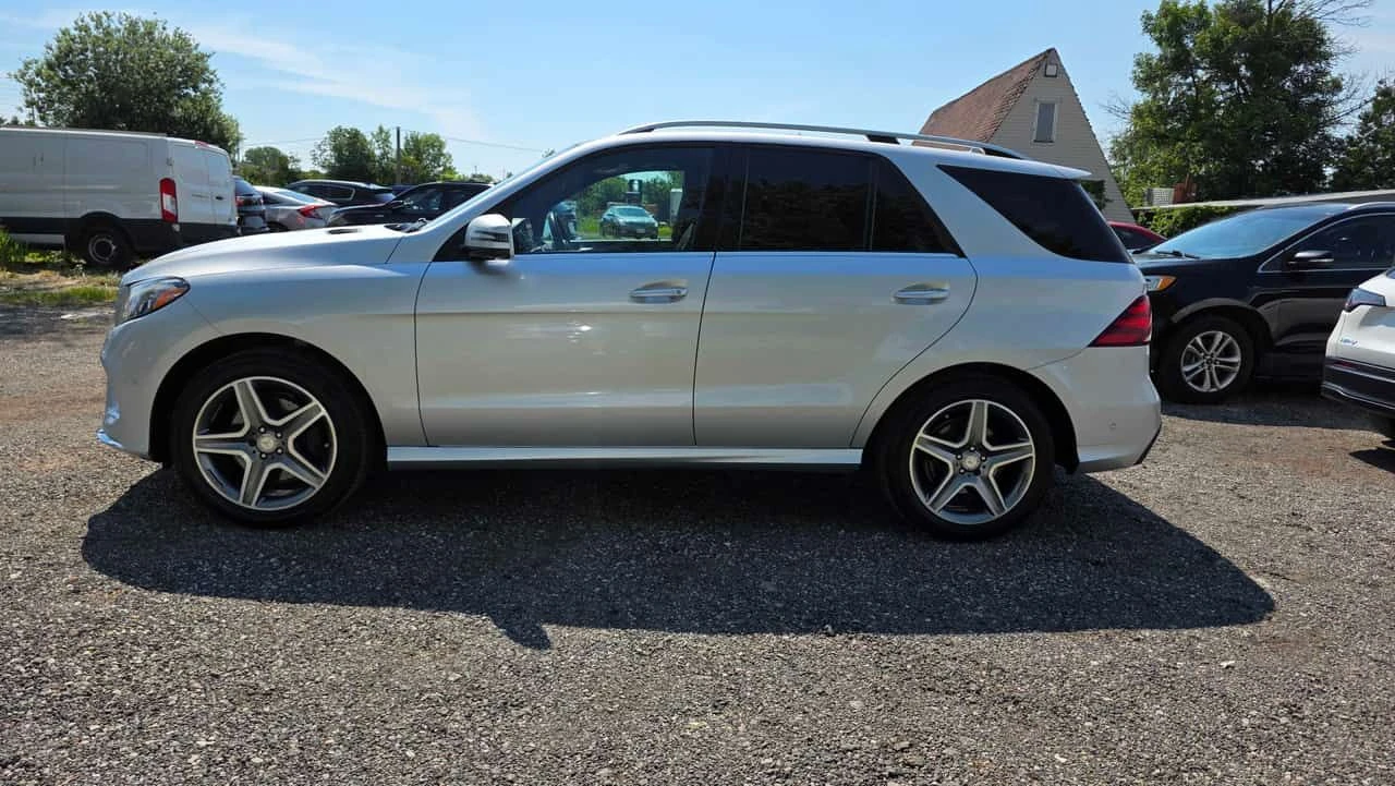 Mercedes-Benz GLE * 350d * АВТОКРЕДИТ БЕЗ ПЪРВОНАЧАЛНА ВНОСКА* , снимка 2 - Автомобили и джипове - 55098619