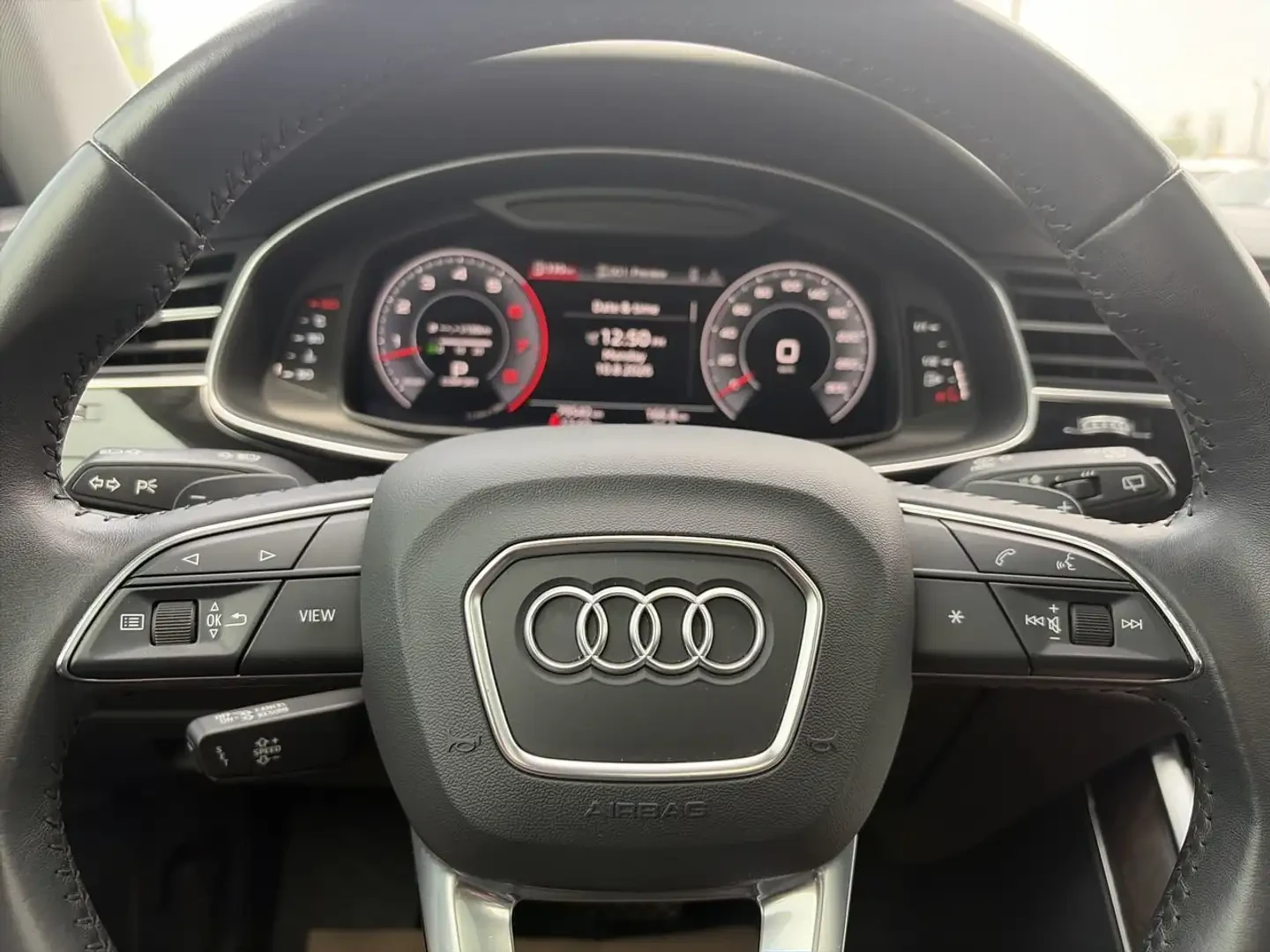 Audi Q8 55TFSI* MATRIX* S* LINE* ���������* 360������* ��� | Mobile.bg � ����������� 12