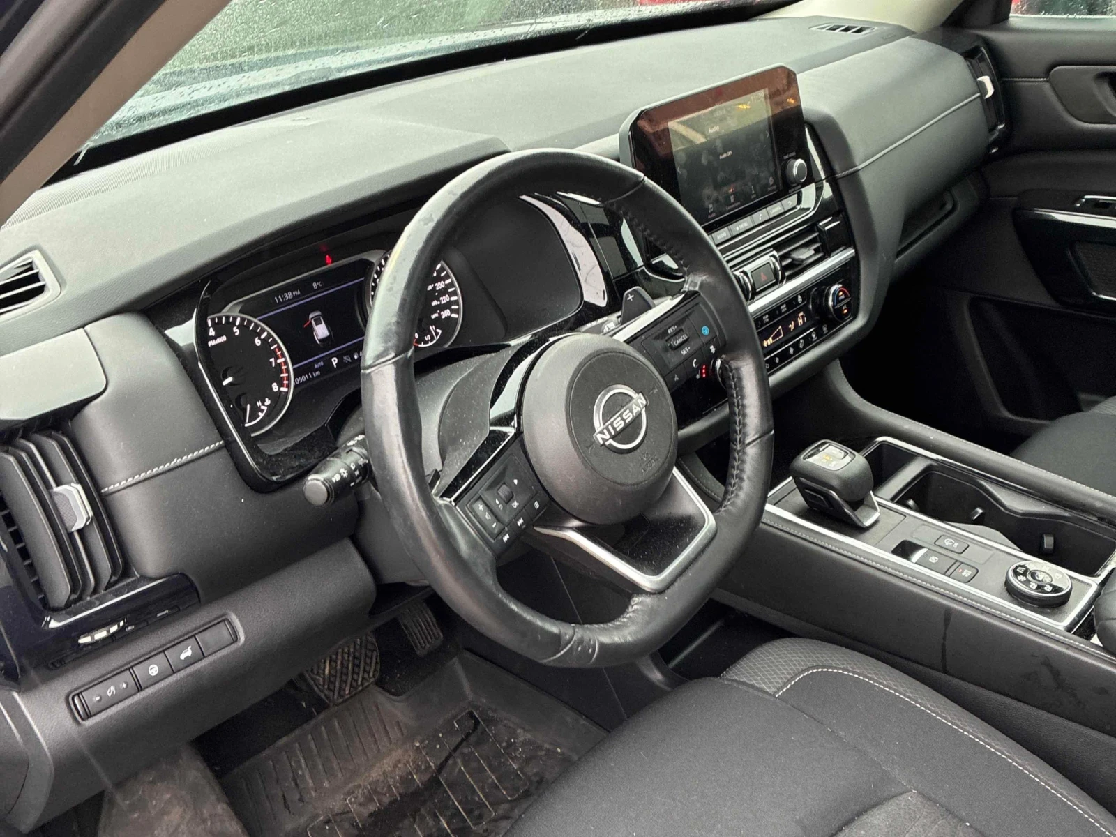 Nissan Pathfinder SV* 360* Pano* Dist* �������* Keyless*  | Mobile.bg � ����������� 7