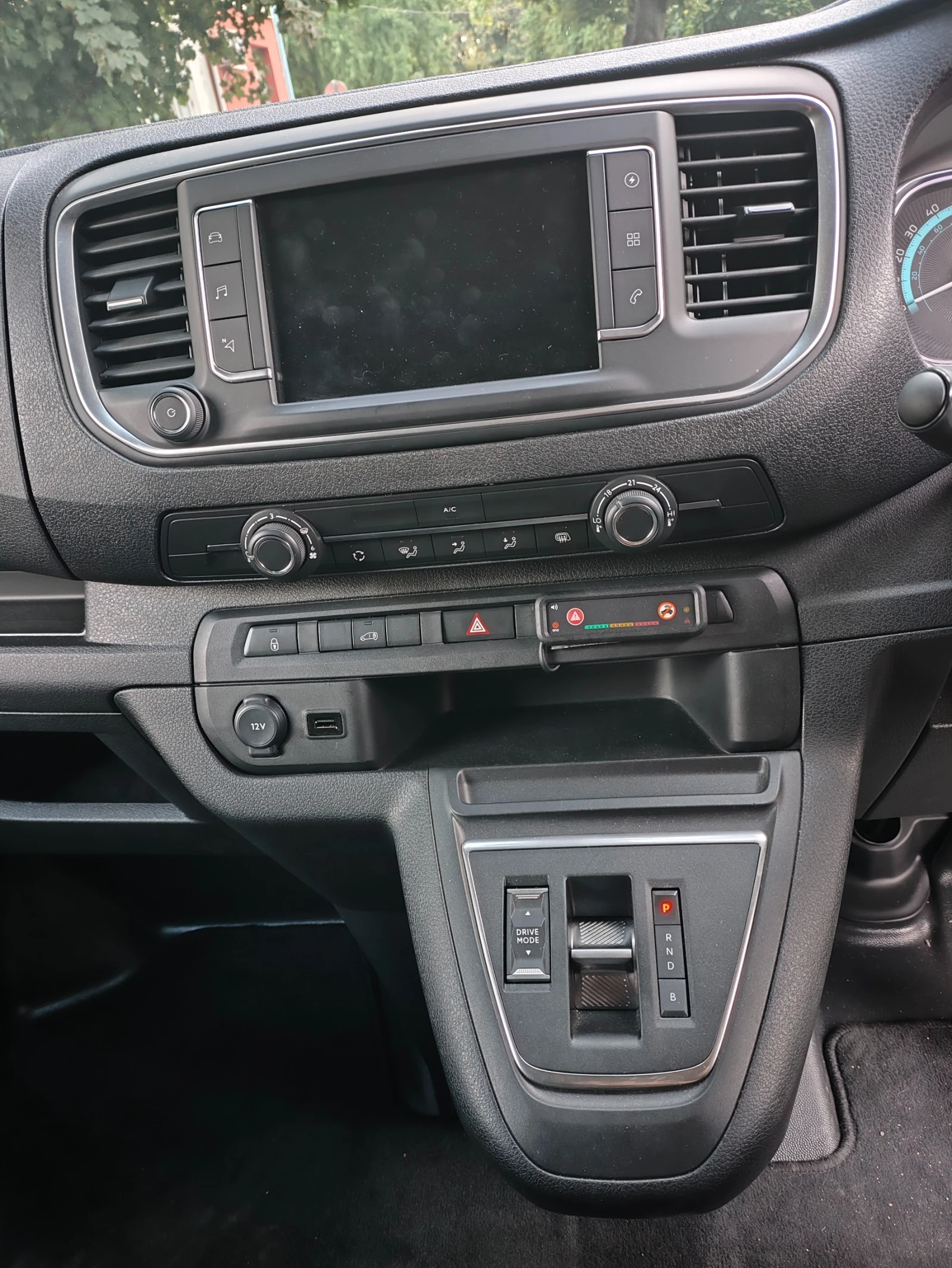 Toyota Proace, снимка 8 - Бусове и автобуси - 55386852