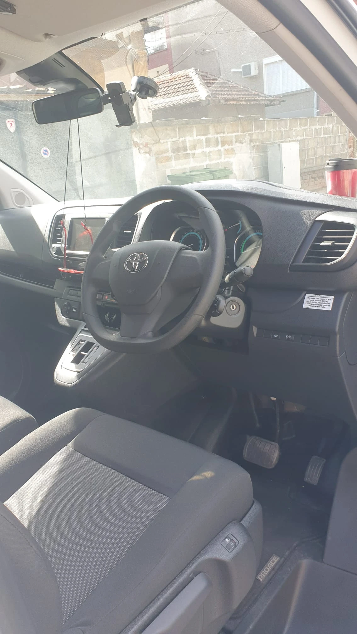 Toyota Proace, снимка 6 - Бусове и автобуси - 54885680