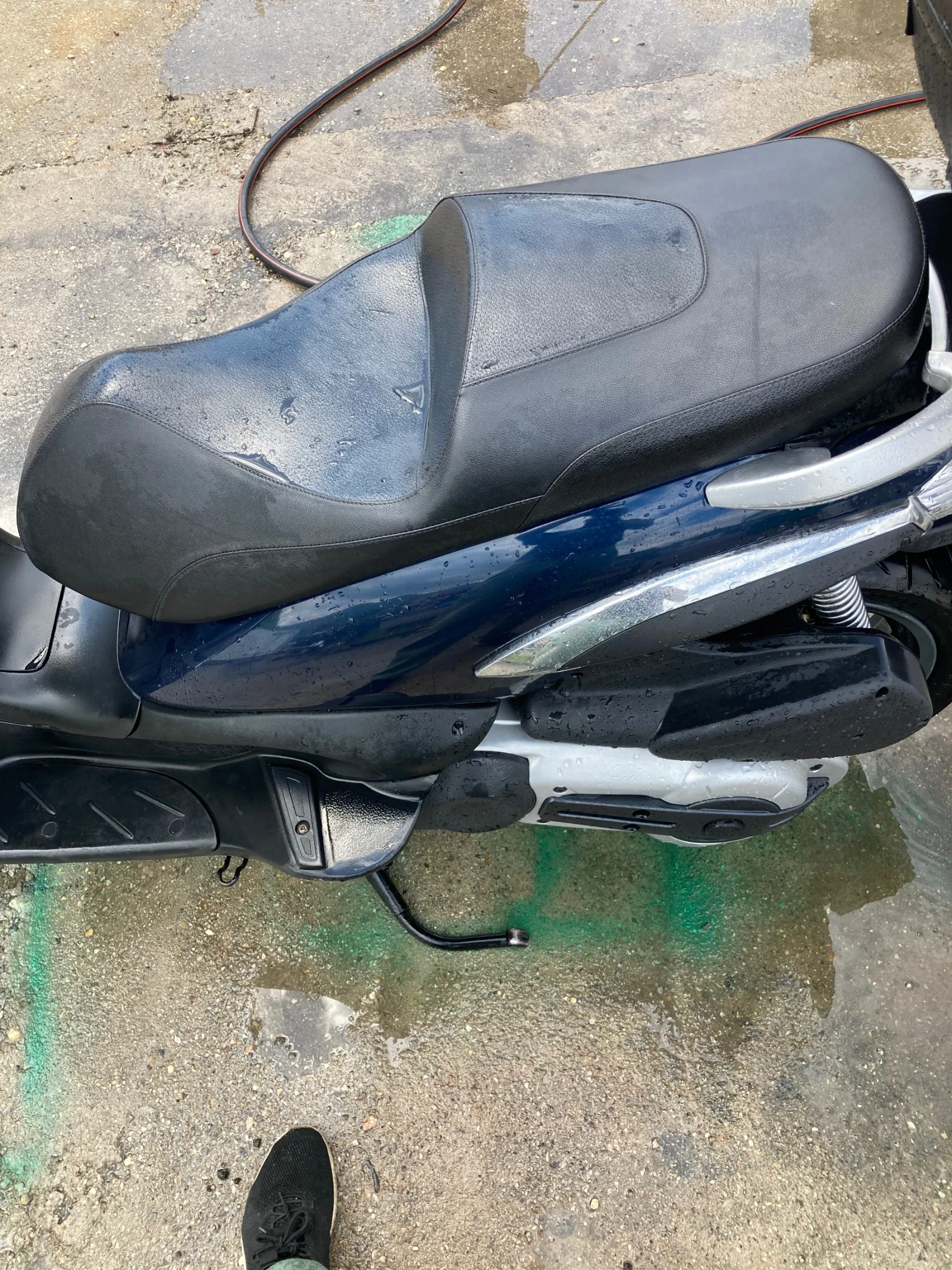 Piaggio Beverly 400 i 2010, снимка 5 - Мотоциклети и мототехника - 54175065