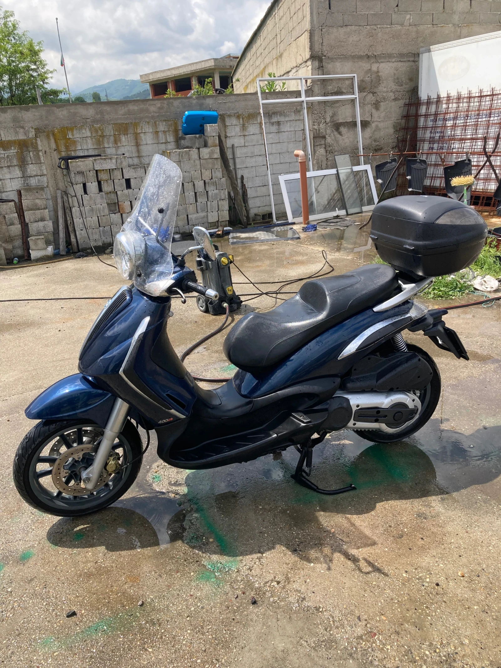 Piaggio Beverly 400 i 2010, снимка 2 - Мотоциклети и мототехника - 54175065