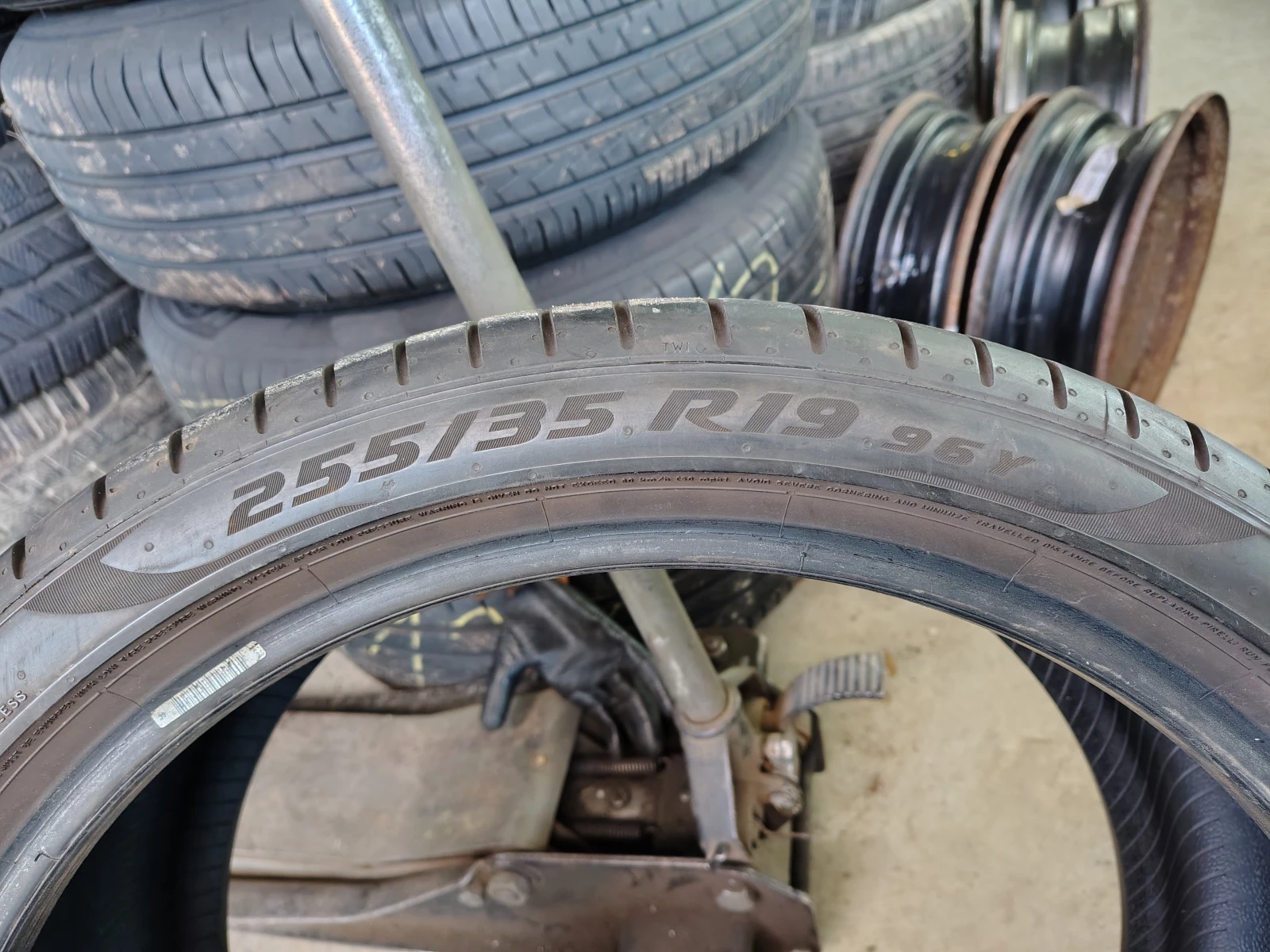 255/35R19 | Mobile.bg   7