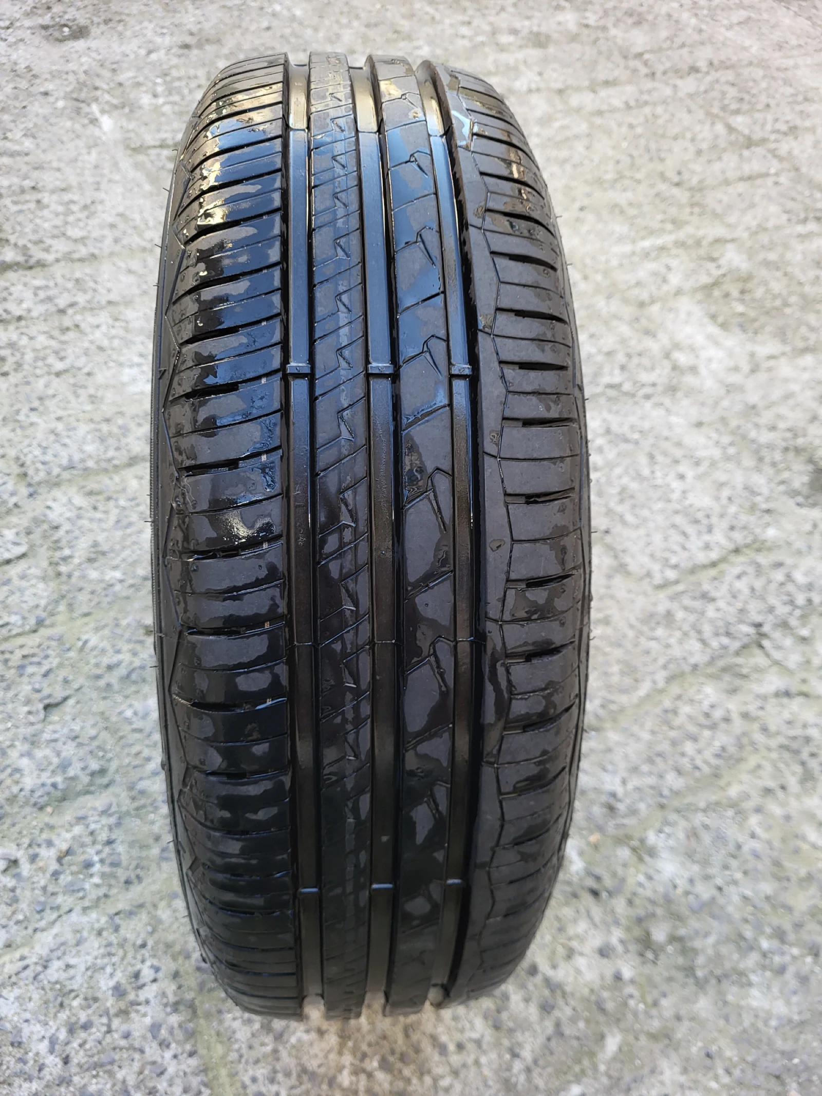 Гуми Летни 185/65R15, снимка 2 - Гуми и джанти - 54113112