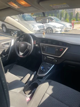 Toyota Auris, снимка 8