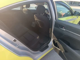 Hyundai Elantra, снимка 5