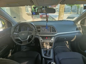 Hyundai Elantra, снимка 8