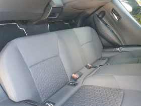 Toyota Corolla 1.8 Hubrud   LED NAVI PODGREV KAMERA, снимка 13