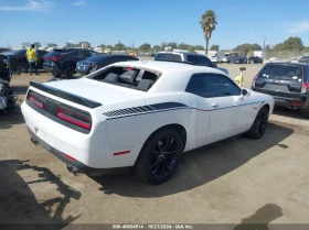 Обява за продажба на Dodge Challenger 3.6L V-6 DOHC, VVT, 305HP Rear Wheel Drive ~30 700 лв. - изображение 7