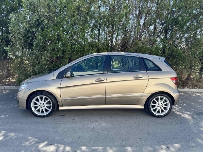 Mercedes-Benz B 200, снимка 2 - Автомобили и джипове - 46547080