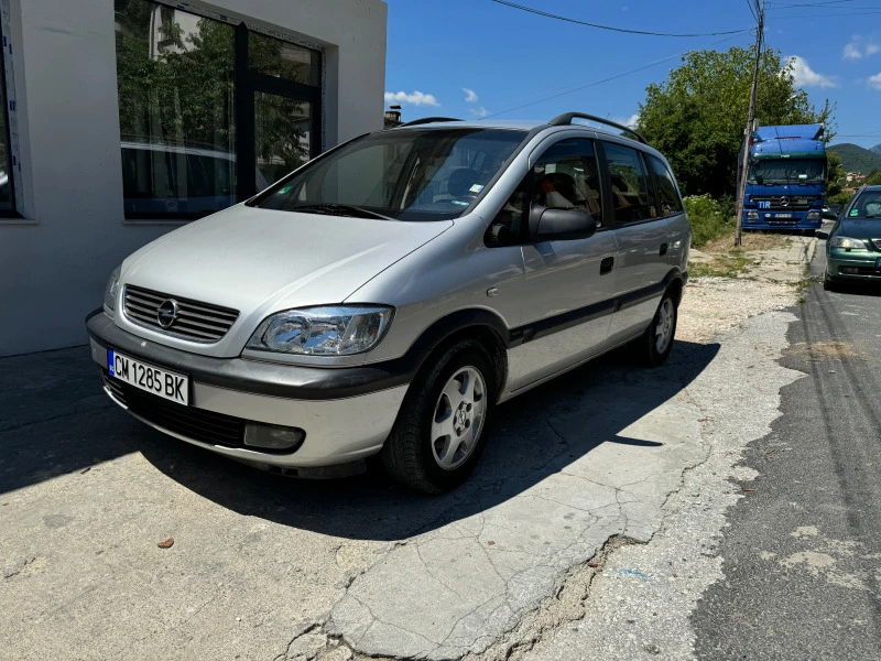 Opel Zafira, снимка 1 - Автомобили и джипове - 47385648