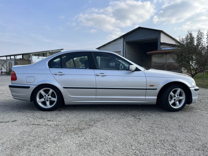 BMW 323 E46, снимка 5 - Автомобили и джипове - 47826051