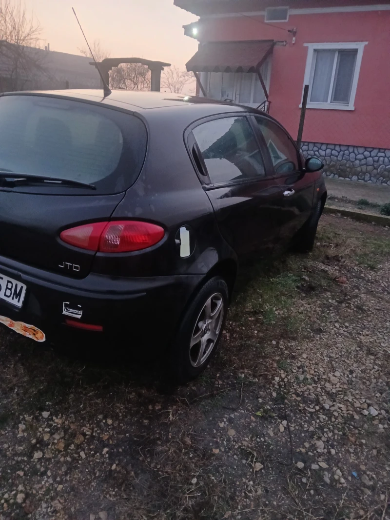 Alfa Romeo 147, снимка 1 - Автомобили и джипове - 48486403