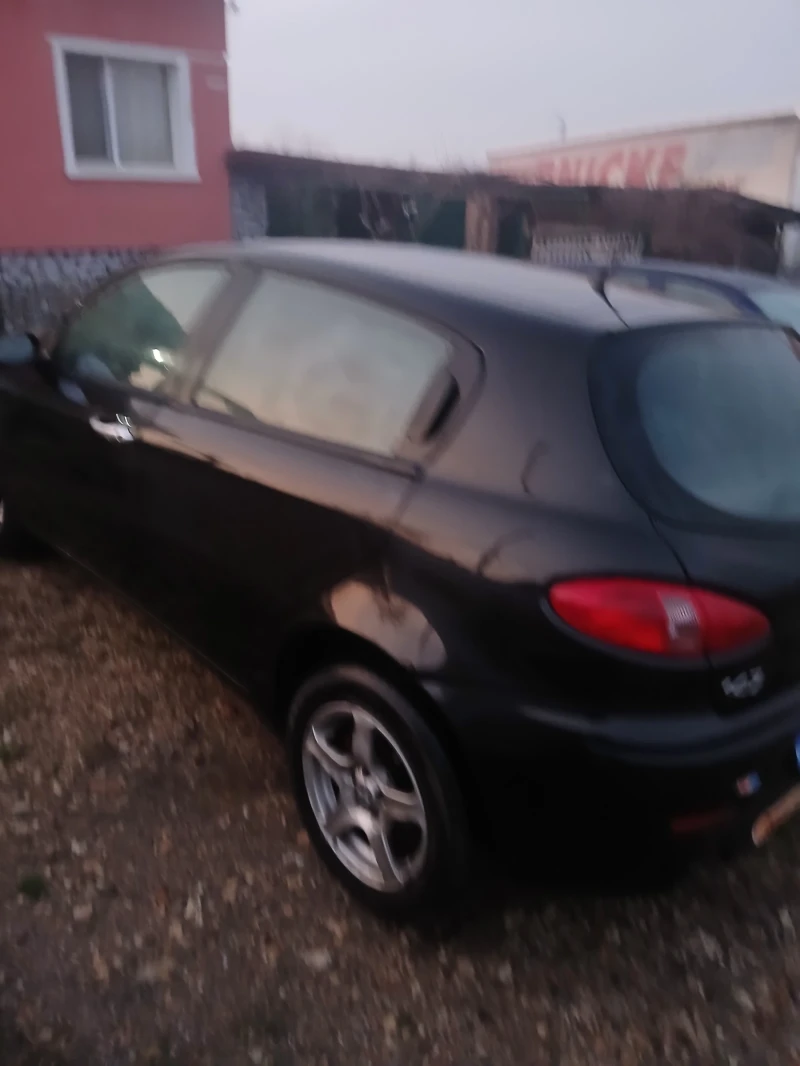 Alfa Romeo 147, снимка 2 - Автомобили и джипове - 48486403