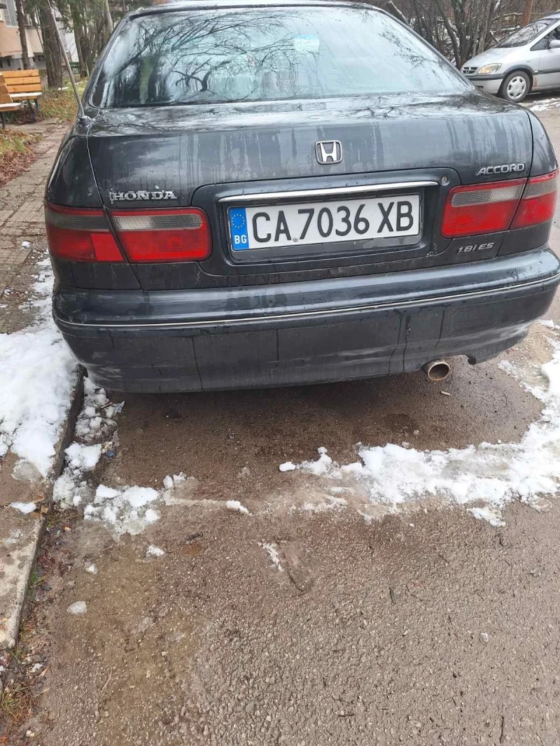 Honda Accord 1.8I !!ГАЗ!!, снимка 5 - Автомобили и джипове - 49030678