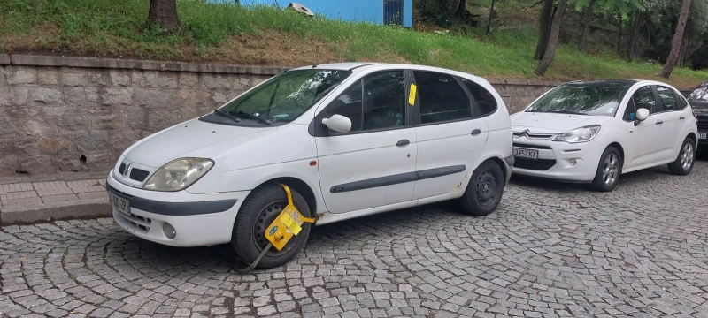 Renault Scenic, снимка 1 - Автомобили и джипове - 49170583