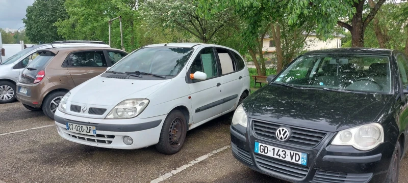 Renault Scenic, снимка 2 - Автомобили и джипове - 49170583