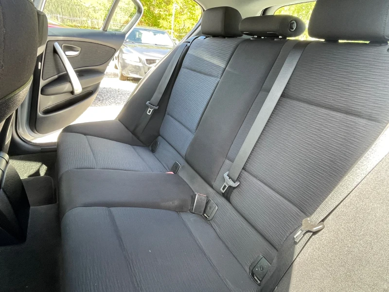 BMW 118 FACELIFT, 6 скорости , ПАРКТРОНИК, 143 коня, снимка 13 - Автомобили и джипове - 51567609