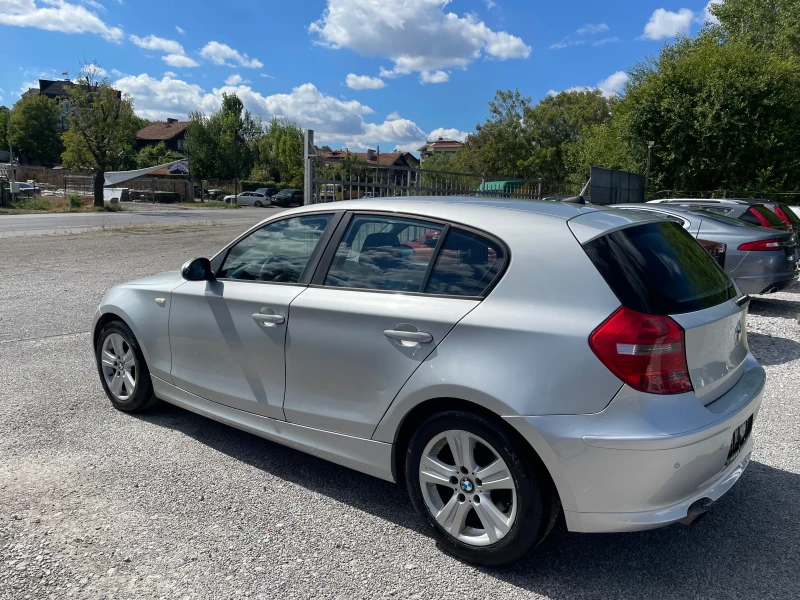 BMW 118 FACELIFT, 6 скорости , ПАРКТРОНИК, 143 коня, снимка 3 - Автомобили и джипове - 51567609