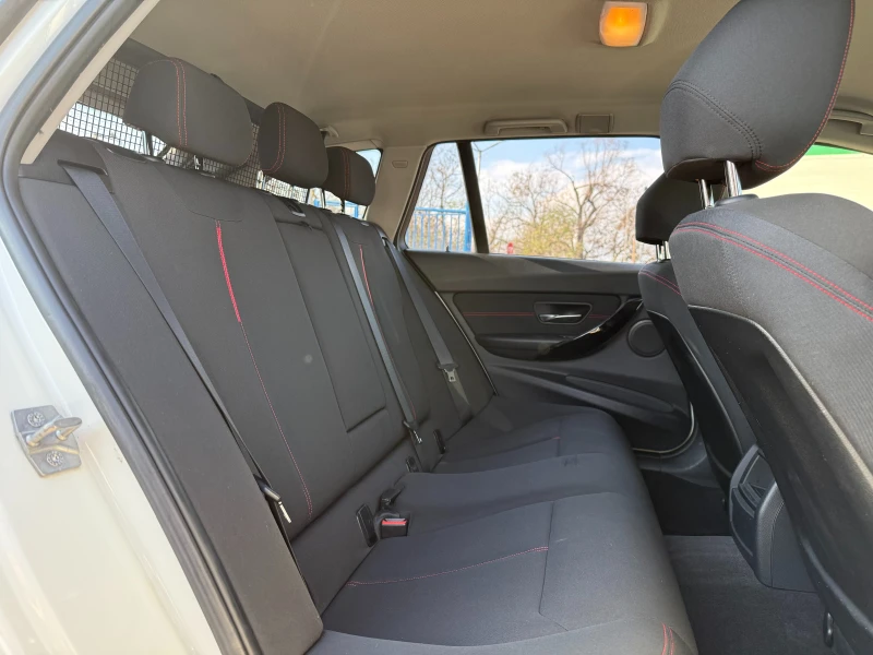 BMW 320 2.0D-x-Drive-Touring Sport-Автоматик-нови гуми, снимка 12 - Автомобили и джипове - 52482435