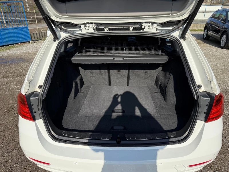 BMW 320 2.0D-x-Drive-Touring Sport-Автоматик-нови гуми, снимка 11 - Автомобили и джипове - 52482435