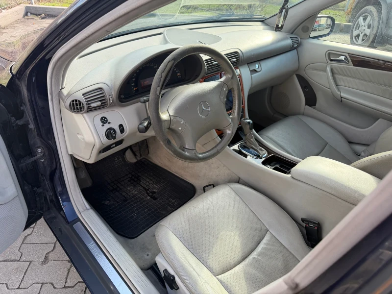 Mercedes-Benz C 270 2.7CDI, снимка 6 - Автомобили и джипове - 52615584