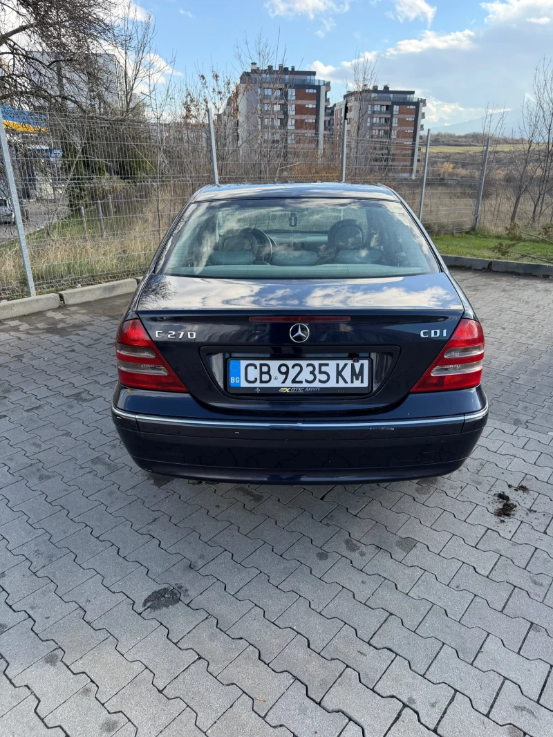 Mercedes-Benz C 270 2.7CDI, снимка 3 - Автомобили и джипове - 52615584