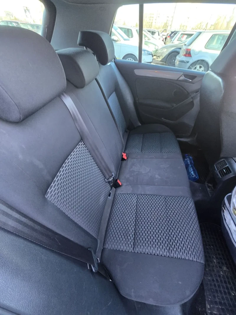 VW Golf 1.4 бензин газ  2011г. 80к.с., снимка 10 - Автомобили и джипове - 52937834