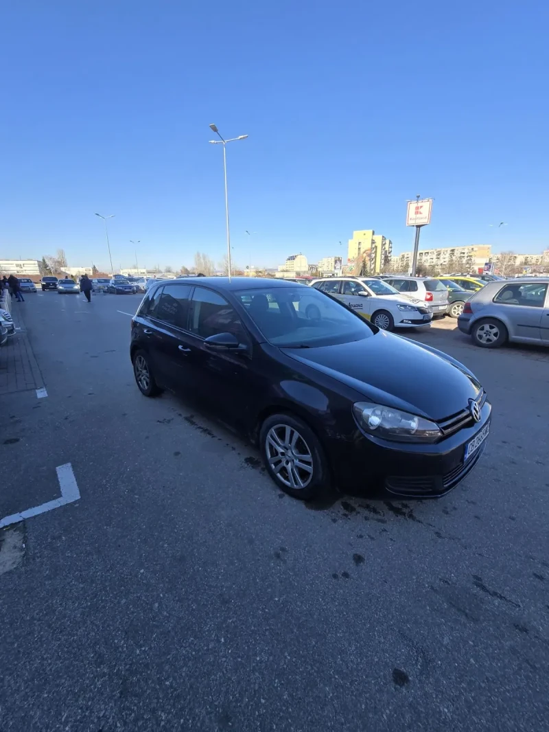 VW Golf 1.4 бензин газ  2011г. 80к.с., снимка 2 - Автомобили и джипове - 52937834