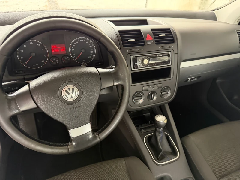 VW Golf, снимка 8 - Автомобили и джипове - 53381860