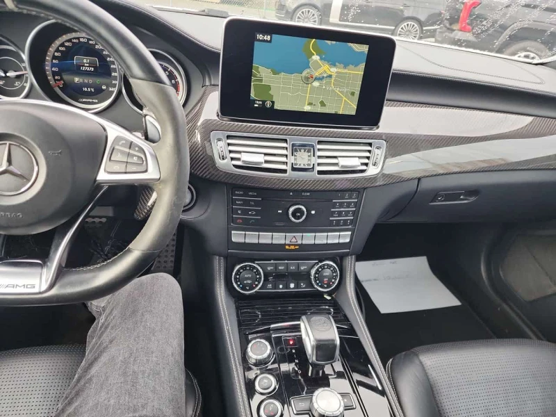 Mercedes-Benz CLS 63 AMG * AMG S * DISTRONIC* МАСАЖИ* ОБДУХВАНЕ* , снимка 9 - Автомобили и джипове - 53508083