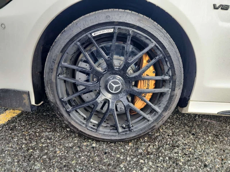 Mercedes-Benz CLS 63 AMG * AMG S * DISTRONIC* МАСАЖИ* ОБДУХВАНЕ* , снимка 7 - Автомобили и джипове - 53508083