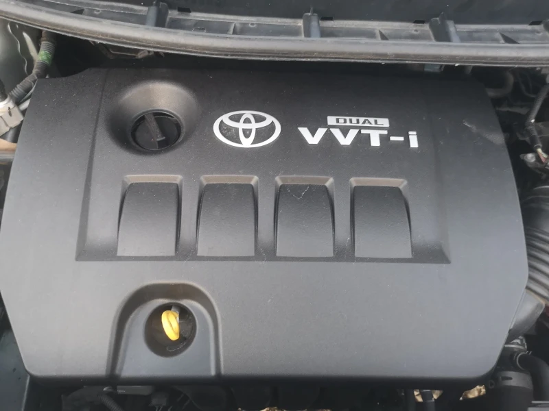 Toyota Auris 1.6i 124ks 130000km, снимка 14 - Автомобили и джипове - 53513229