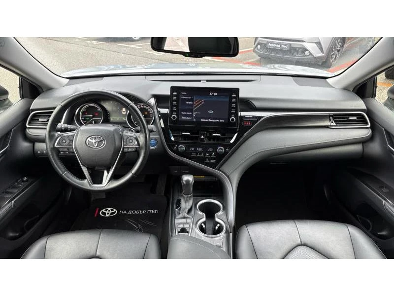 Toyota Camry 2.5HSD ELEGANCE, снимка 8 - Автомобили и джипове - 54076052