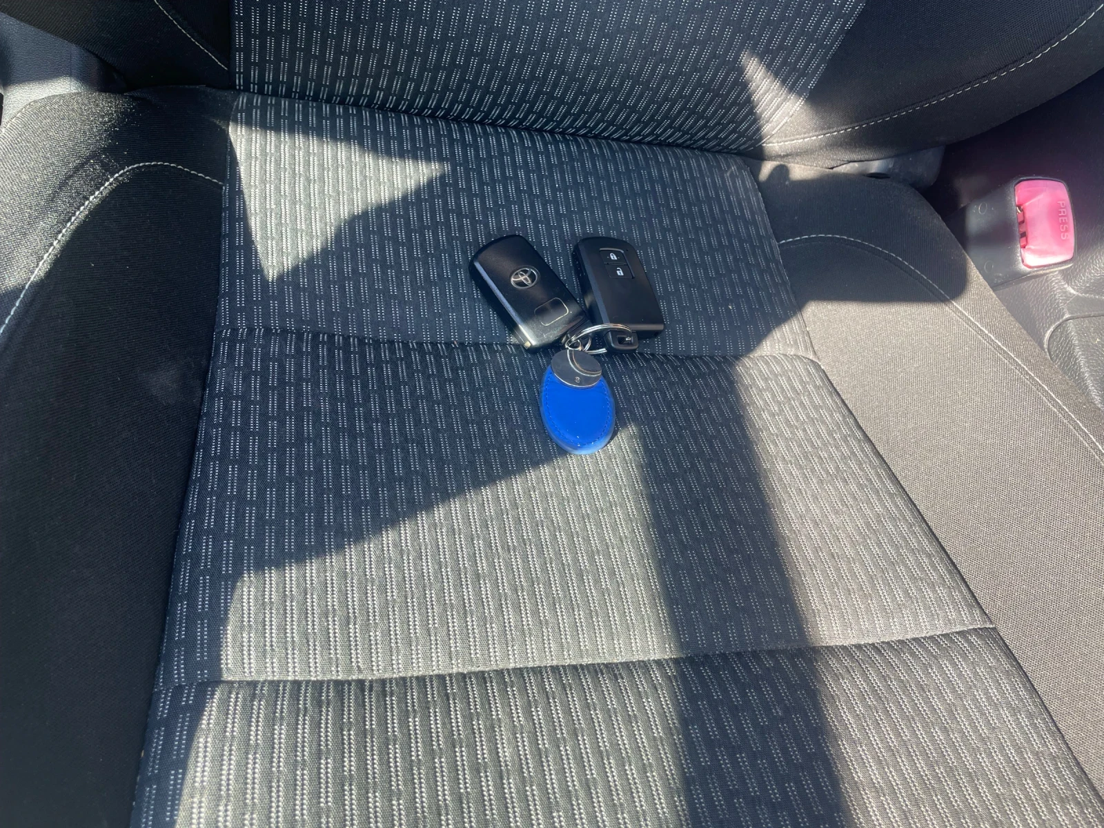 Toyota Auris | Mobile.bg — изображение 13