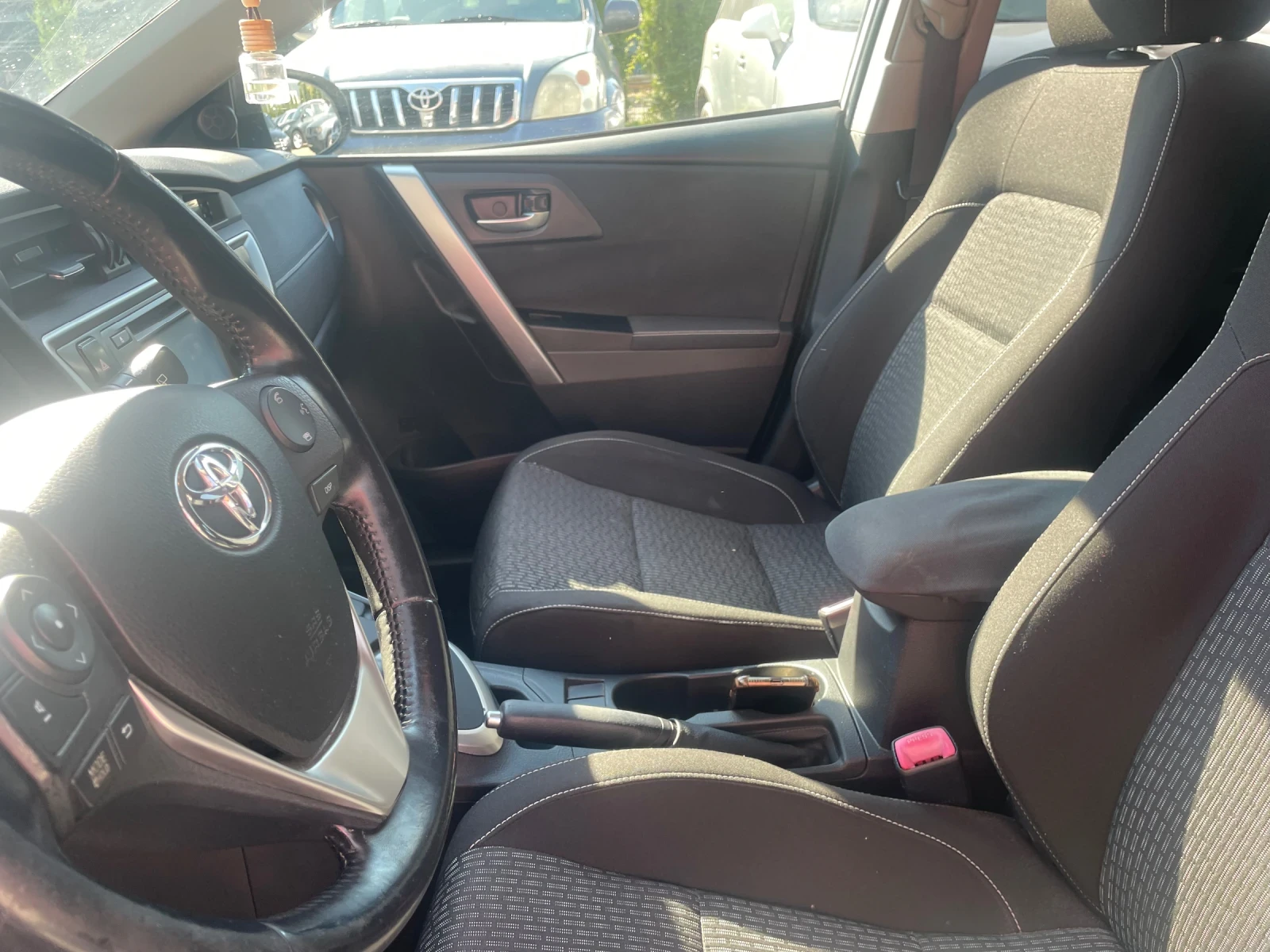 Toyota Auris | Mobile.bg — изображение 11