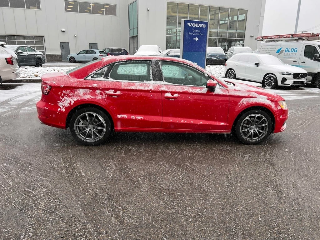 Audi A3 * 2.0T * CARFAX *    | Mobile.bg   3